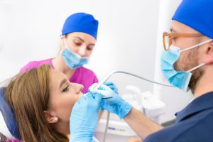 Ask a Dentist? Is it Better to Save a Tooth or Get a Dental Implant?