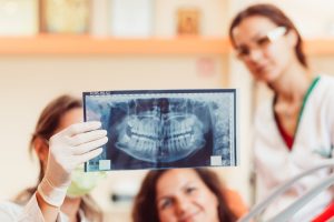 Not Everyone is a Good Candidate for Dental Implants: Do You Qualify 