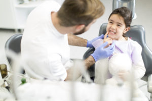 Regular Visits to the Dentist Teach Your Children Important Lessons