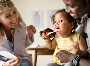 What are the differences between my toddler’s milk teeth and my permanent teeth?